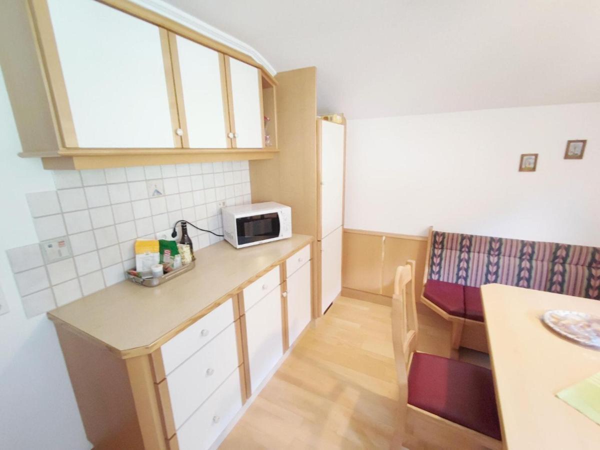Pretty Holiday Home In Mayerhofen With Balcony ไมย์อาโฮเฟิน ภายนอก รูปภาพ